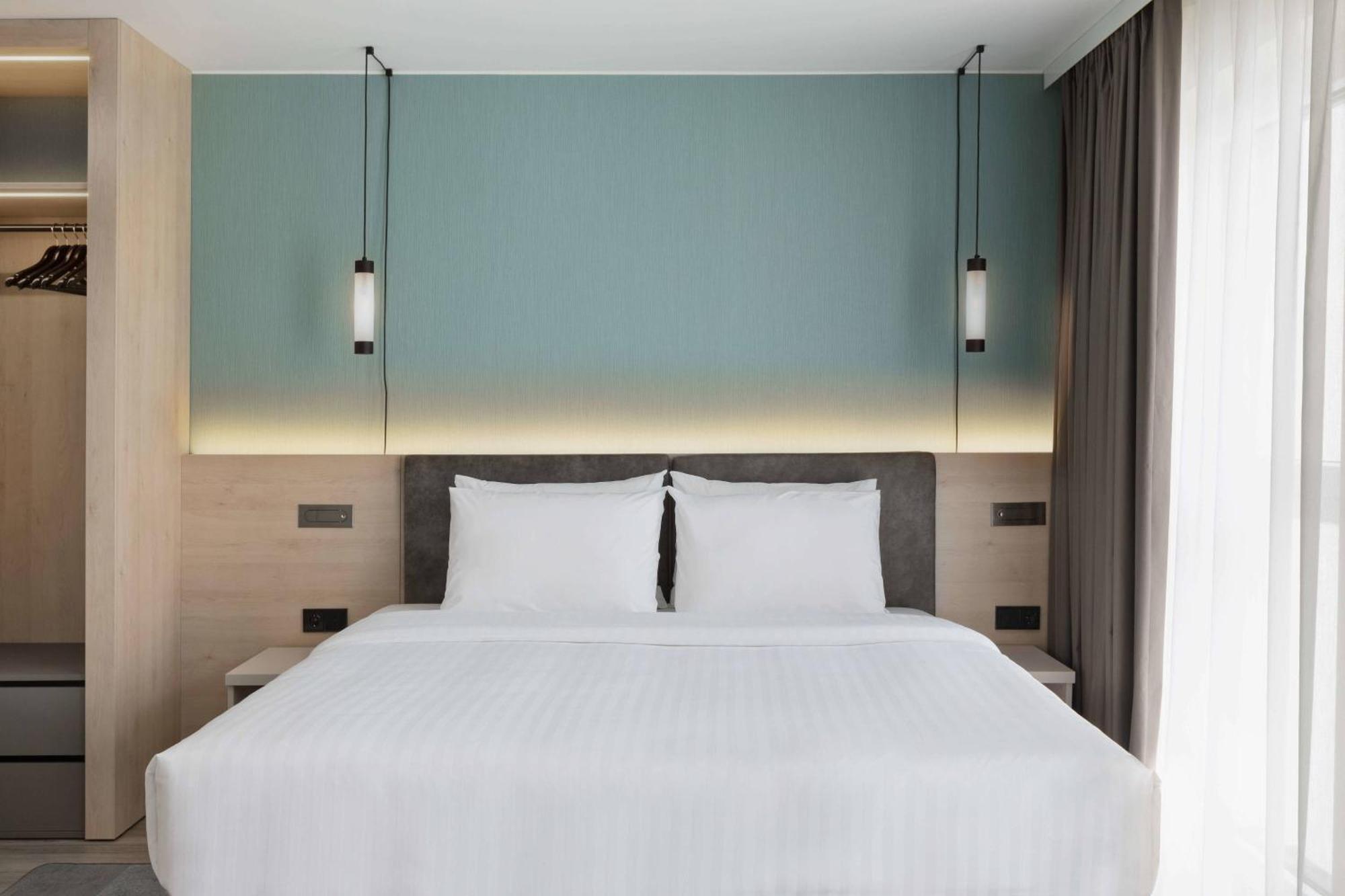 Residence Inn By Marriott Hamburg Altona Экстерьер фото