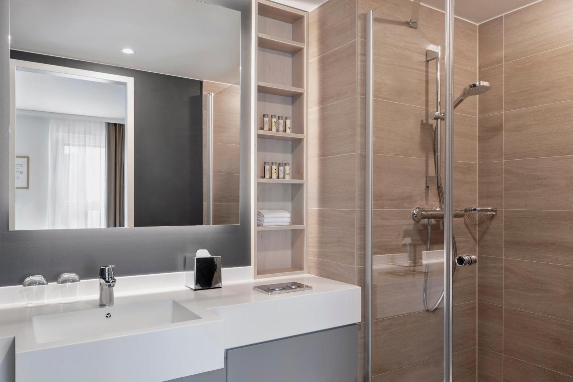 Residence Inn By Marriott Hamburg Altona Экстерьер фото