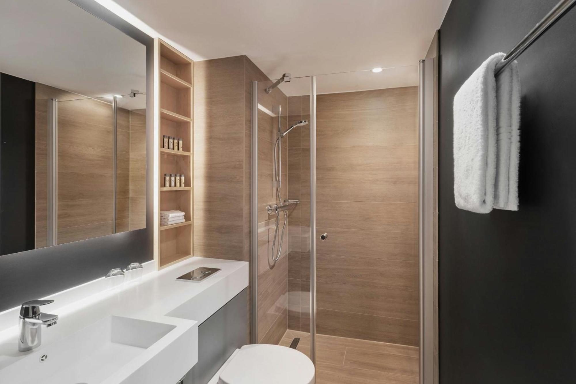 Residence Inn By Marriott Hamburg Altona Экстерьер фото